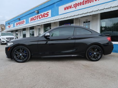 Used 2016 BMW M235i Coupe RWD image 3