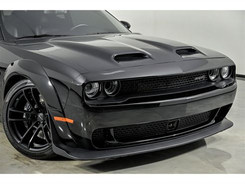 Used 2023 Dodge Challenger SRT Hellcat RWD image 2