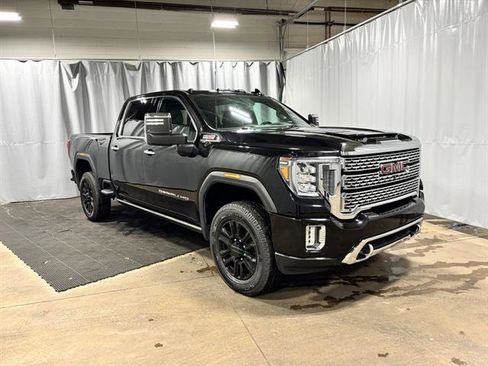 Certified 2023 GMC Sierra 3500 Denali w/ Denali Black Diamond Edition image 2