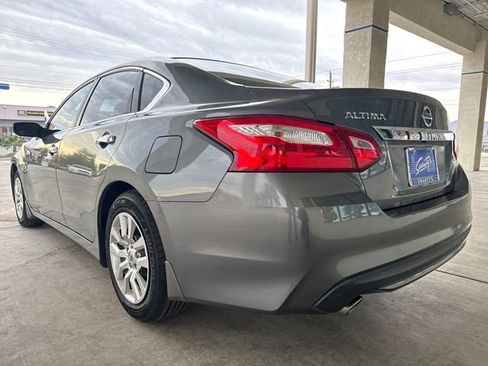 Used 2016 Nissan Altima 2.5 S w/ Power Driver Seat Package image 3