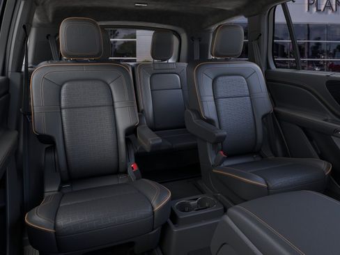 New 2026 Lincoln Aviator Black Label w/ Black Label Special Edition AWD/4WD image 11