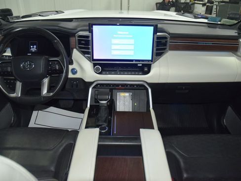 Used 2022 Toyota Tundra Capstone AWD/4WD image 28
