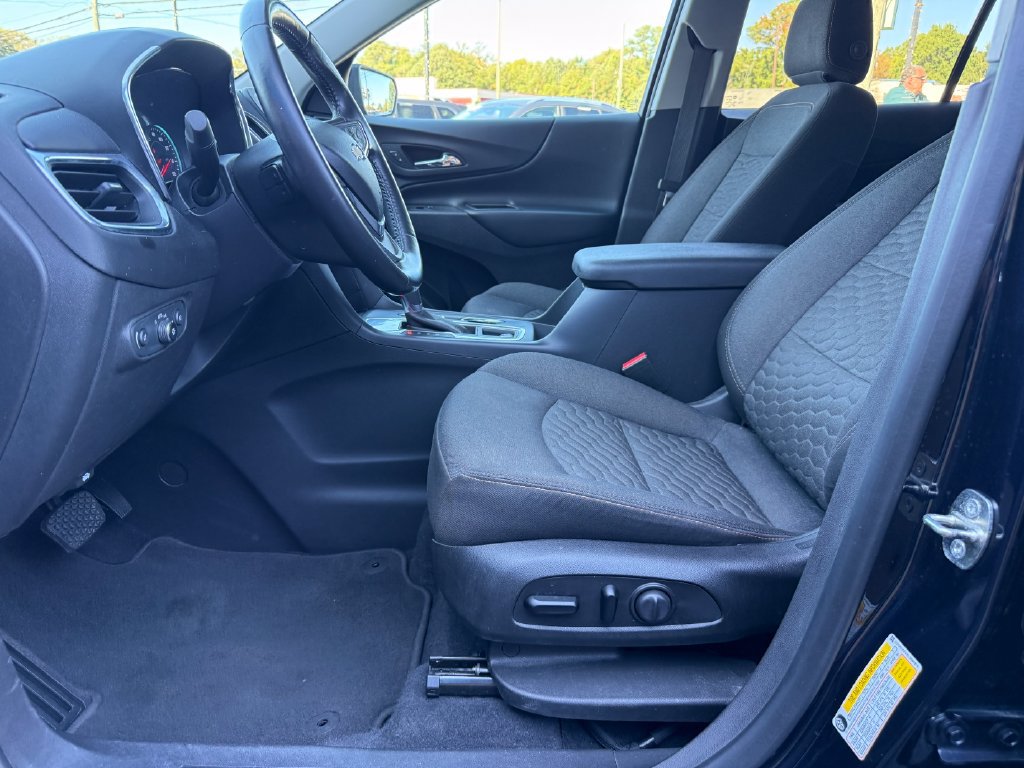 Used 2020 Chevrolet Equinox LT FWD image 15