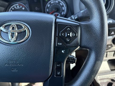 Used 2020 Toyota Tacoma SR image 16