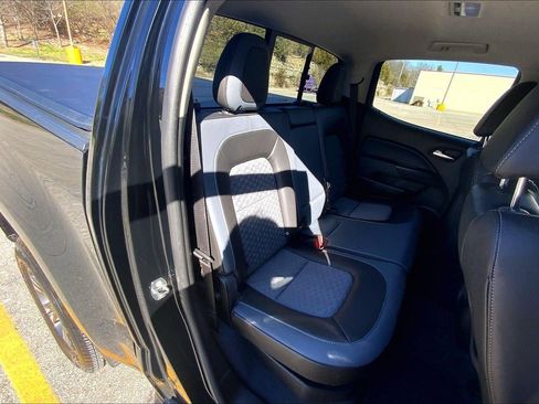 Used 2022 Chevrolet Colorado Z71 image 23