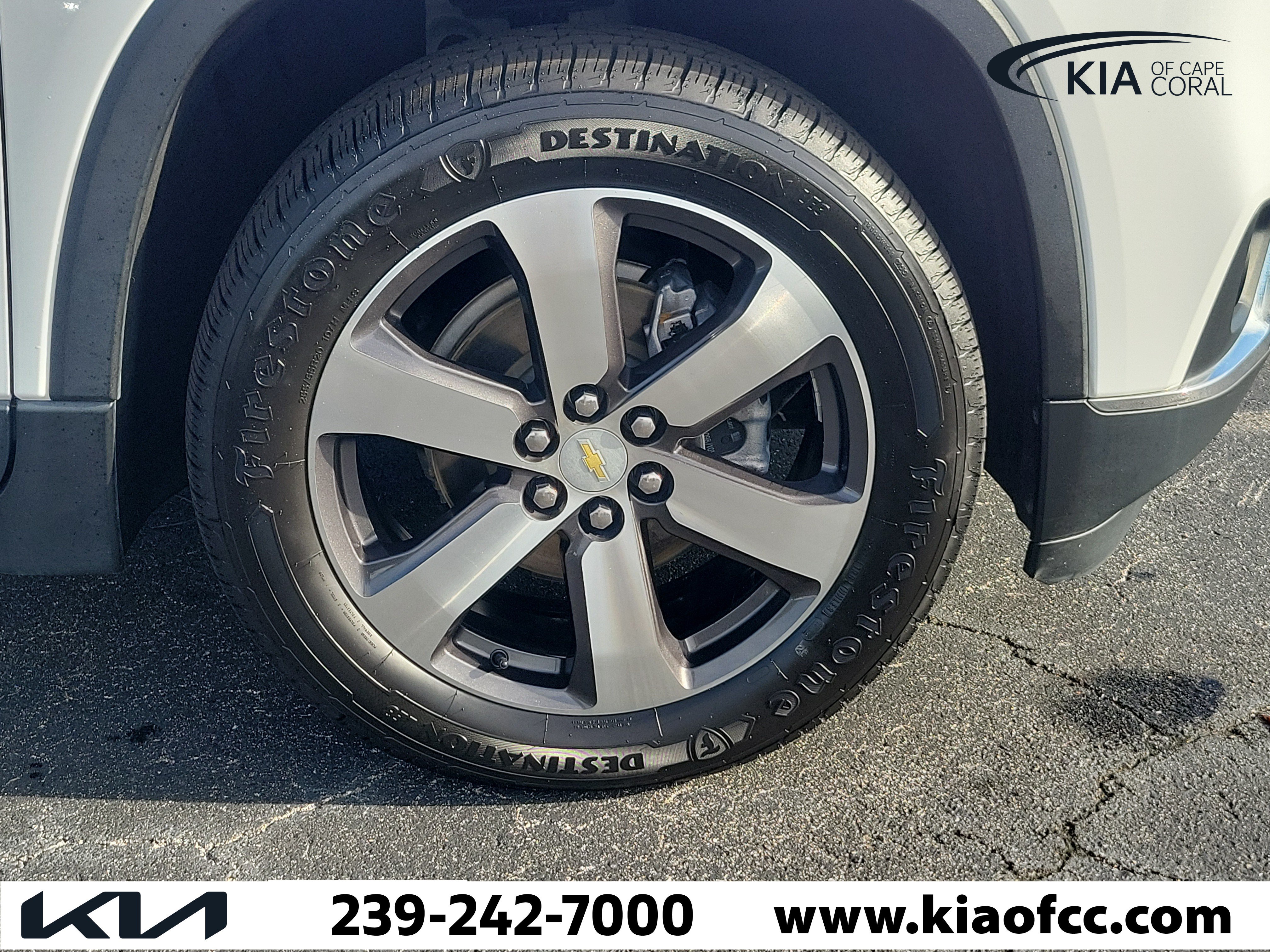 Used 2021 Chevrolet Traverse LT w/ LT Premium Package FWD image 7
