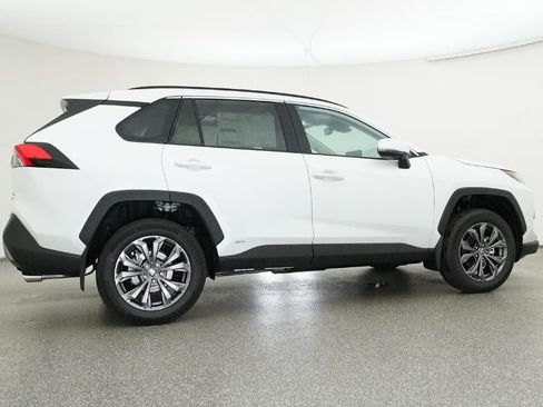 New 2025 Toyota RAV4 Limited image 26