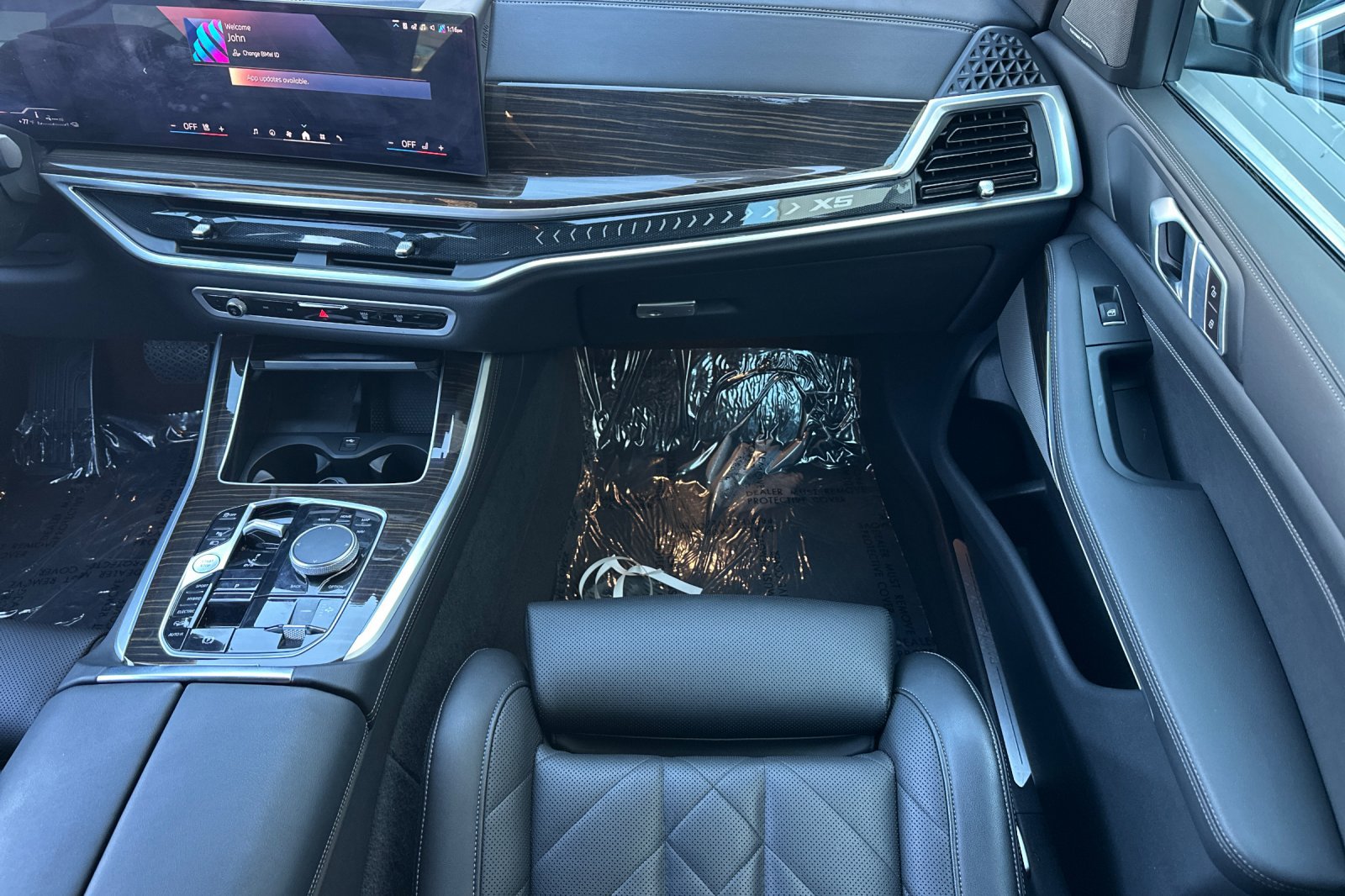 Used 2024 BMW X5 xDrive50e w/ Premium Package AWD/4WD image 32
