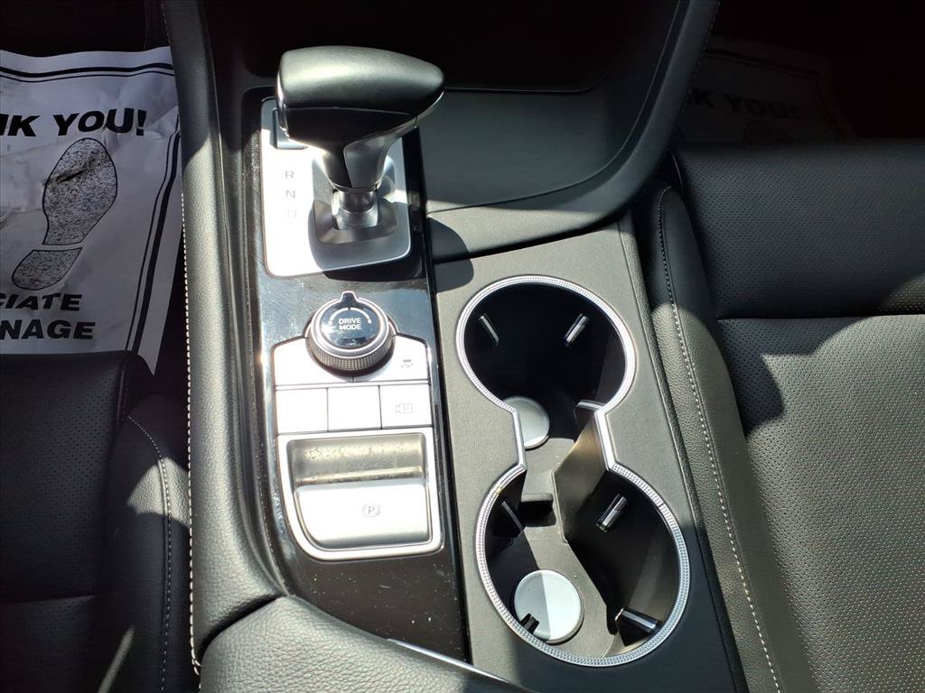 Used 2023 Genesis G70 2.0T AWD/4WD image 13