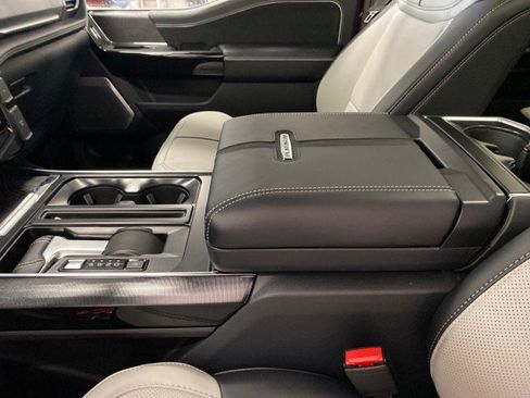 New 2023 Ford F150 Lightning Platinum image 43