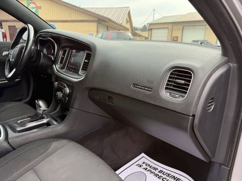 Used 2018 Dodge Charger SXT Plus image 22