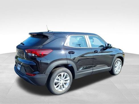 New 2026 Chevrolet TrailBlazer LS FWD image 3