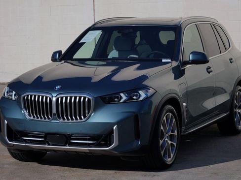 Used 2024 BMW X5 xDrive50e w/ Executive Package AWD/4WD image 56