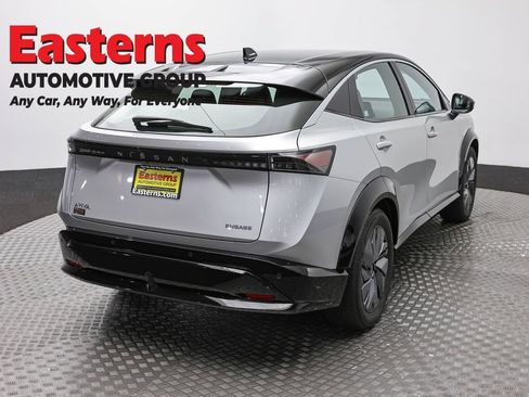 Used 2023 Nissan Ariya FWD image 5