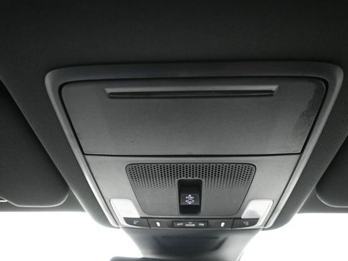 Used 2024 Honda CR-V Sport Touring image 17