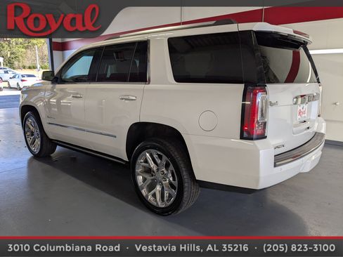 Used 2019 GMC Yukon Denali w/ Denali Ultimate Package image 2