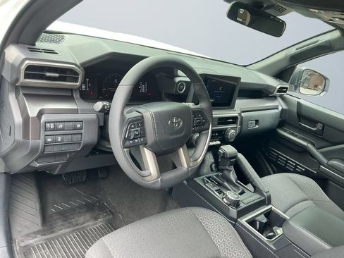 Used 2026 Toyota 4Runner SR5 AWD/4WD image 12