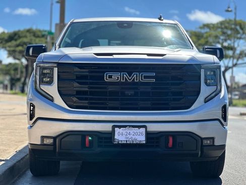 Used 2022 GMC Sierra 1500 Elevation w/ Elevation Premium Package image 7