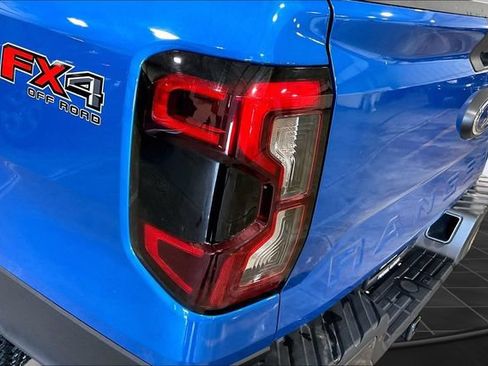 Used 2024 Ford Ranger Lariat w/ FX4 Off-Road Package AWD/4WD image 32