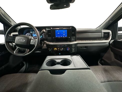 Used 2025 Ford F250 XLT w/ Snow Plow Prep Package AWD/4WD image 13