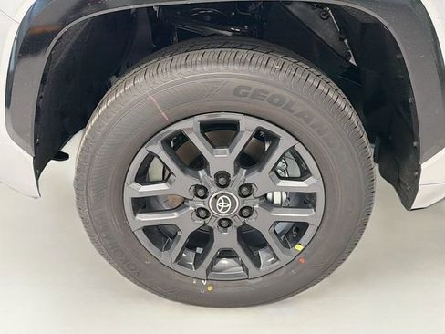 New 2026 Toyota Tundra Platinum AWD/4WD image 25