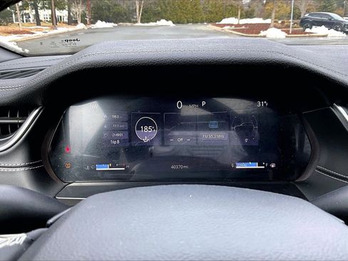 Certified 2024 Jeep Grand Cherokee L Limited w/ Luxury Tech Group II image 10