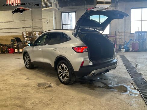 Used 2020 Ford Escape SEL image 22