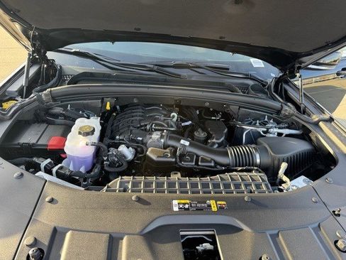 New 2025 Jeep Grand Cherokee Limited w/ Trailer Tow Package image 35