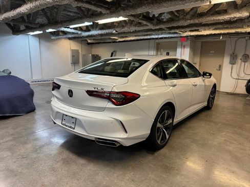 Certified 2025 Acura TLX w/ Technology Package image 16
