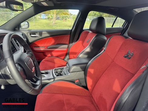 Used 2022 Dodge Charger Scat Pack RWD image 16