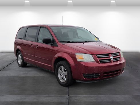 Used 2009 Dodge Grand Caravan SE FWD image 2