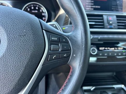 Used 2020 BMW 230i Convertible w/ Premium Package RWD image 20