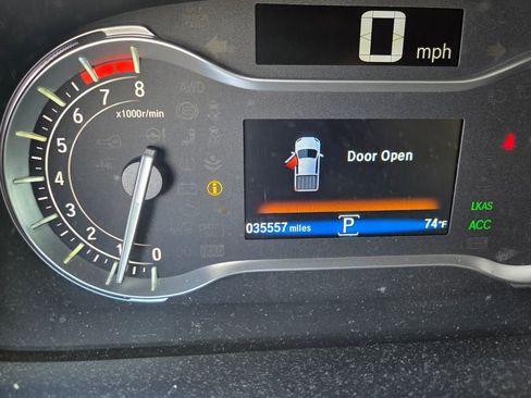 Used 2023 Honda Ridgeline Sport image 4