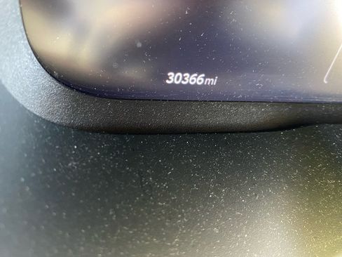 Used 2024 Toyota RAV4 Limited w/ Advanced Technology Package image 4