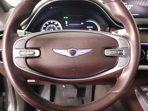 Used 2022 Genesis GV70 2.5T w/ Advanced Package AWD/4WD image 3