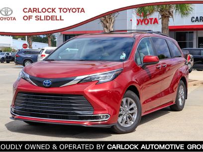 Used 2023 Toyota Sienna XLE
