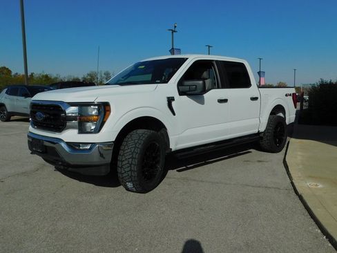 Used 2023 Ford F150 XLT image 4