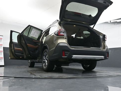Used 2020 Subaru Outback Touring image 30