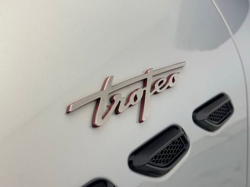 Used 2024 Maserati Grecale Trofeo image 42