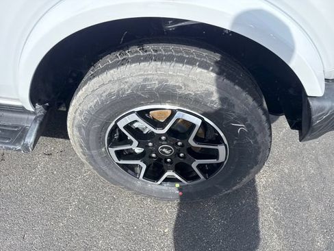 New 2026 Ford Bronco Outer Banks AWD/4WD image 15