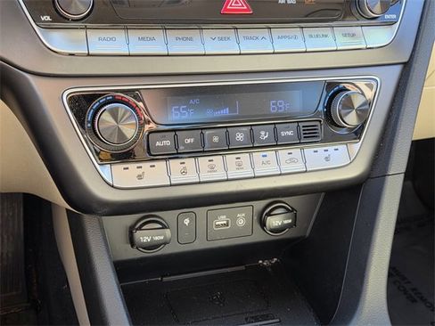 Used 2019 Hyundai Sonata SEL w/ Tech Package 02 image 26