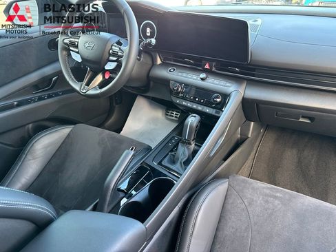 Used 2025 Hyundai Elantra N FWD image 37
