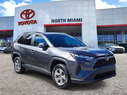 Used 2023 Toyota RAV4 XLE image 1