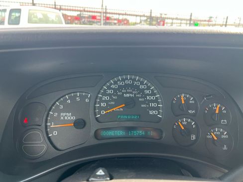 Used 2003 Chevrolet Silverado 1500 2WD Regular Cab w/ Exterior Appearance Pkg image 62