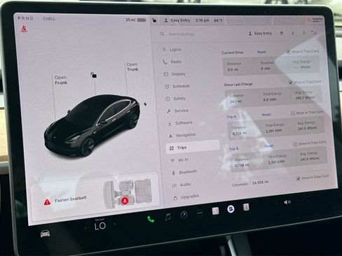 Used 2019 Tesla Model 3 Mid Range image 23