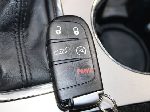 Used 2022 Jeep Grand Cherokee Laredo X RWD image 49