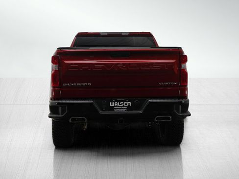 Used 2022 Chevrolet Silverado 1500 Custom Trail Boss AWD/4WD image 5
