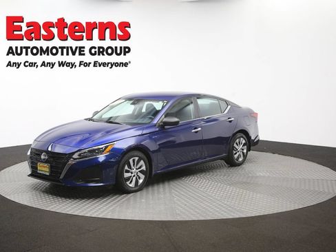 Used 2024 Nissan Altima 2.5 S FWD image 54