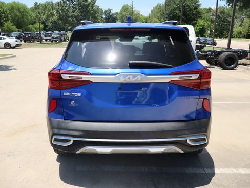 Used 2023 Kia Seltos SX AWD/4WD image 4