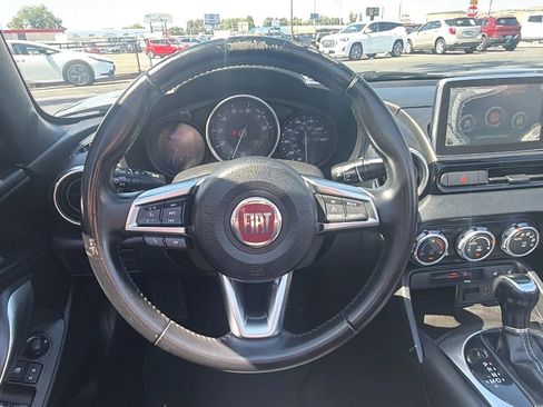 Used 2017 FIAT 124 Spider Lusso RWD image 14